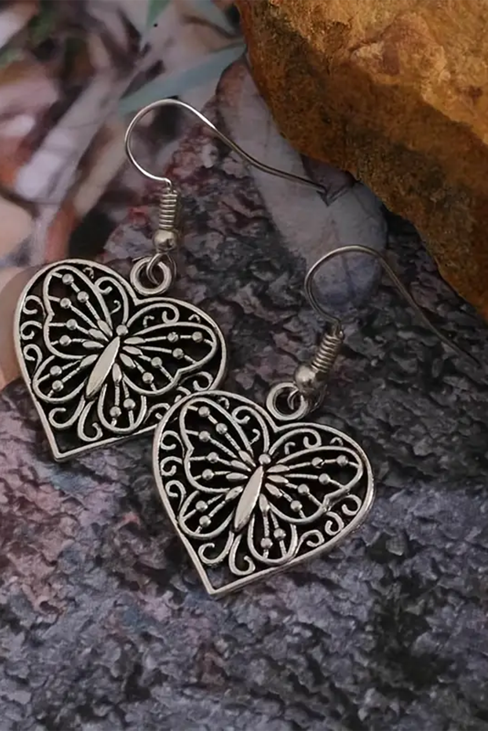 Silvery Retro Hollowed Butterfly Heart Pendant Earrings