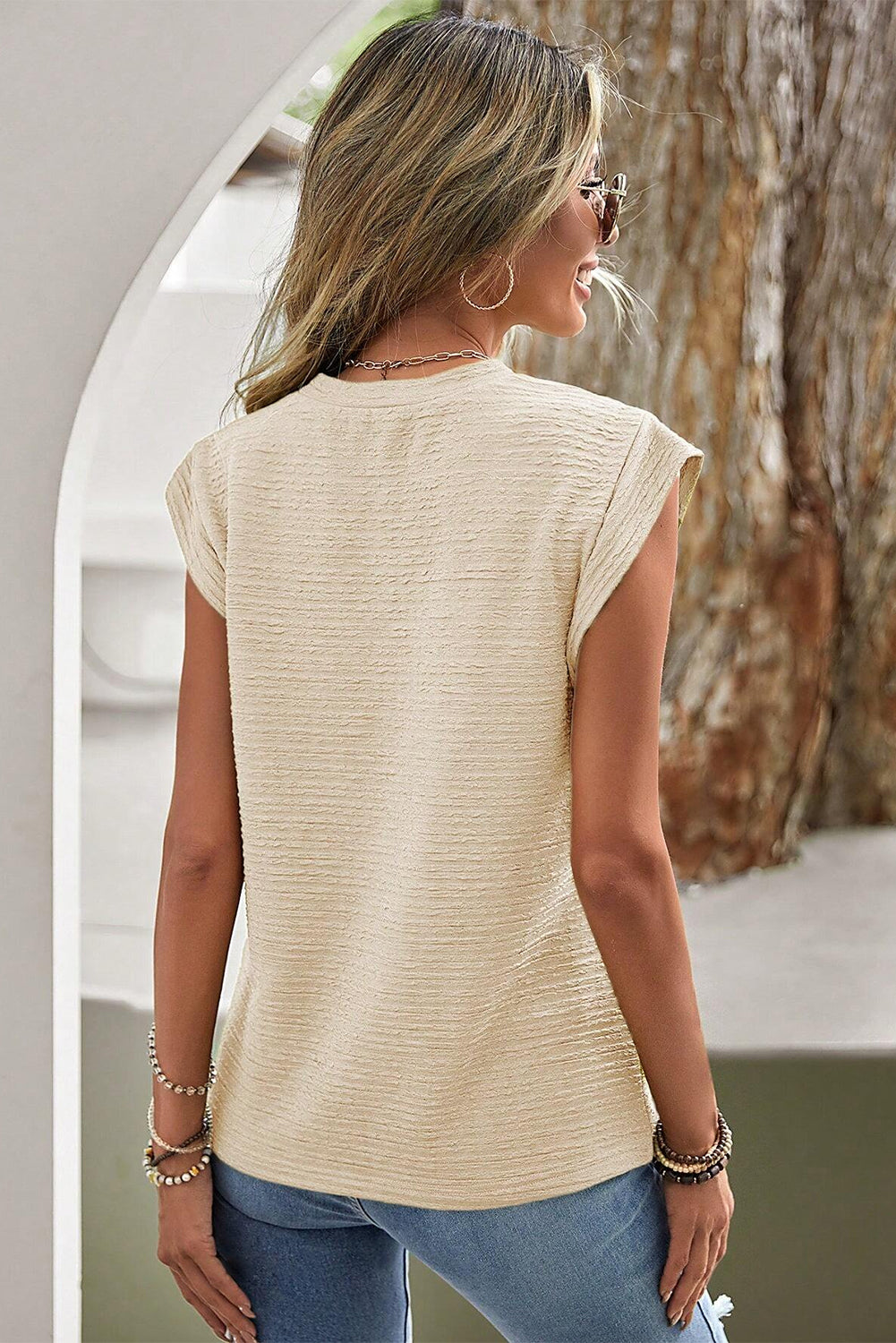 Beige Casual Solid Color Textured Sleeveless Shirt